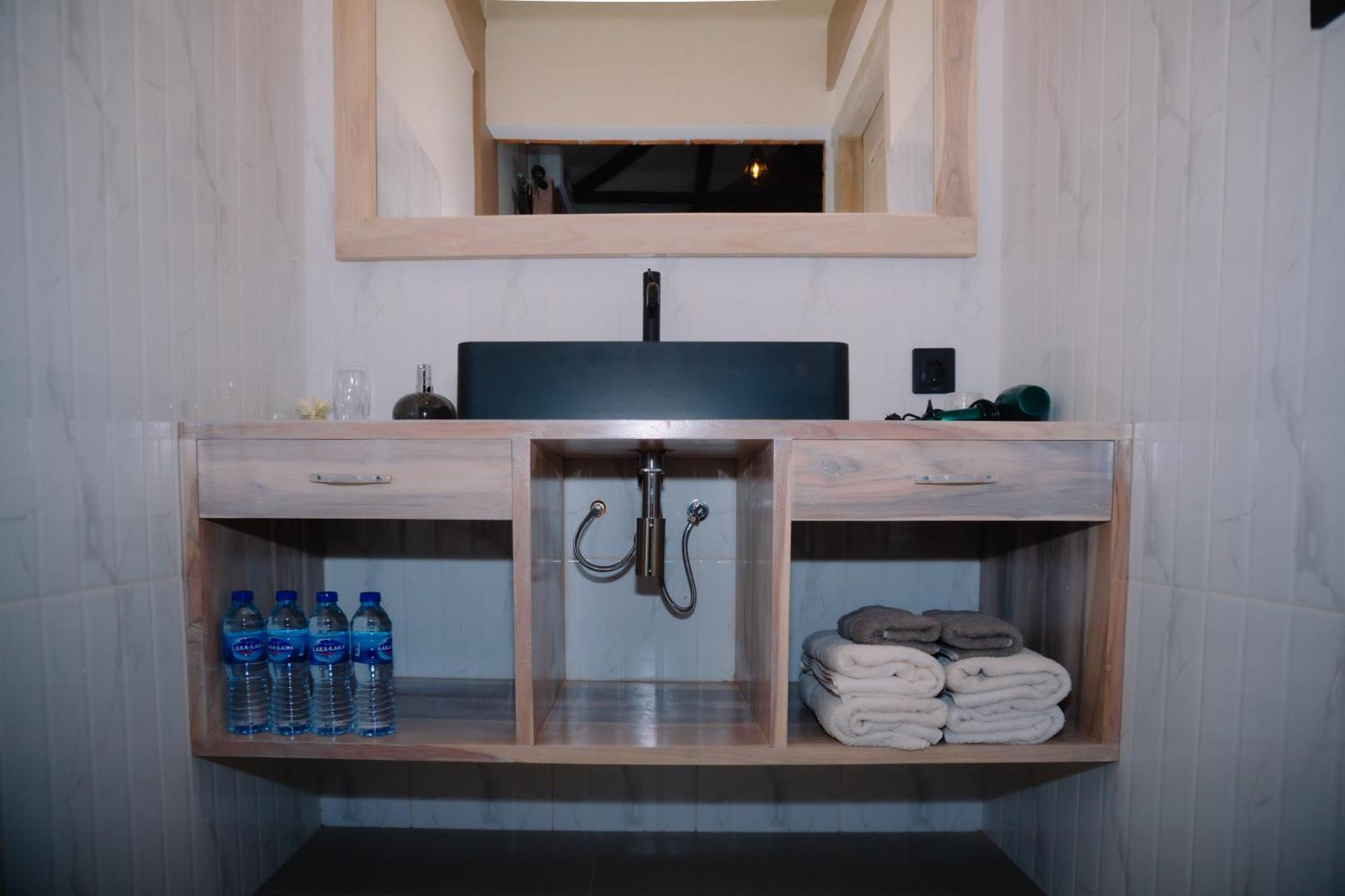 Novia Guest House Lombok-Tetebatu Exterior foto